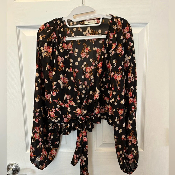 ! A.L.C. Carla Floral Silk Wrap Blouse sz 4 - Picture 3 of 6